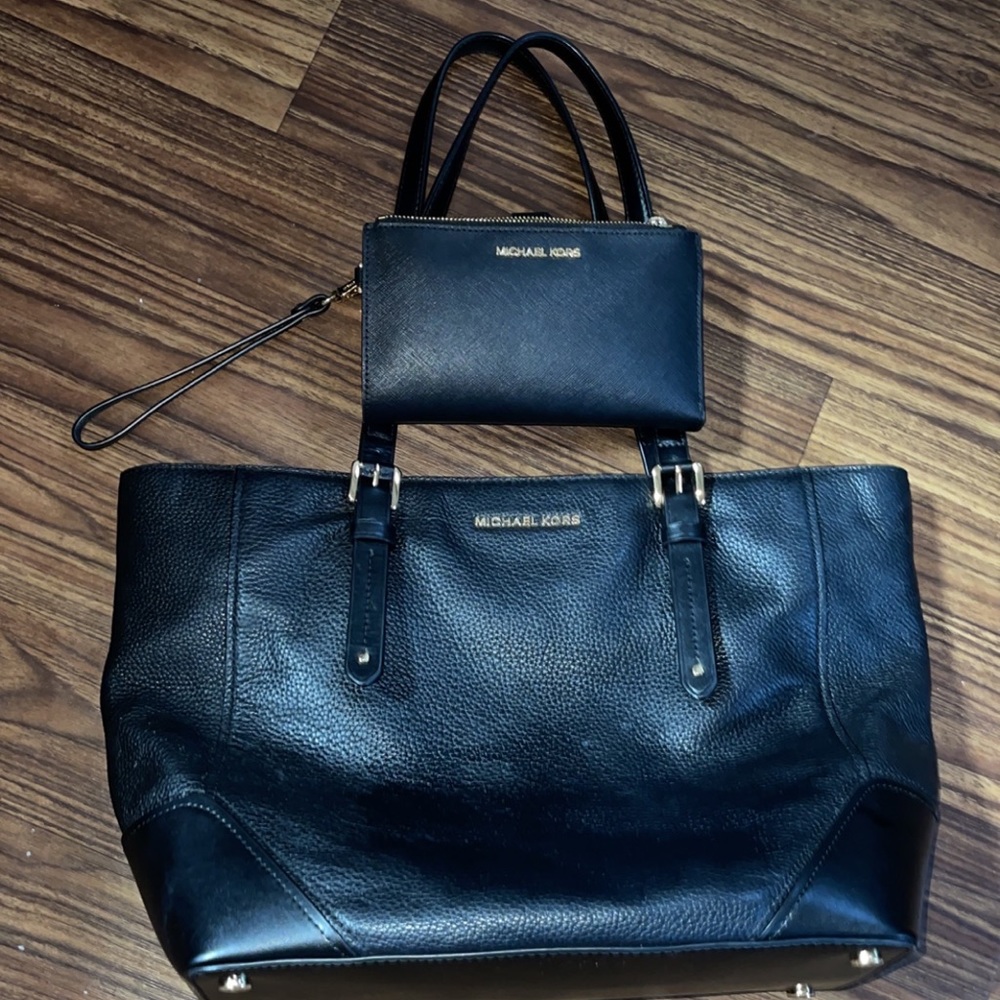 Michael Kors jet set